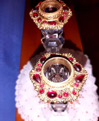 2 Candelabri in cristallo collo in metallo dorato