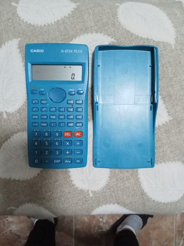 Calculadora Casio fx-82SX PLUS