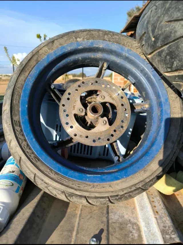 Vendo 2 Ruedas de Aprilia SR en buen estado