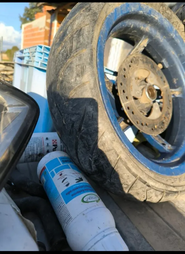 Vendo 2 Ruedas de Aprilia SR en buen estado