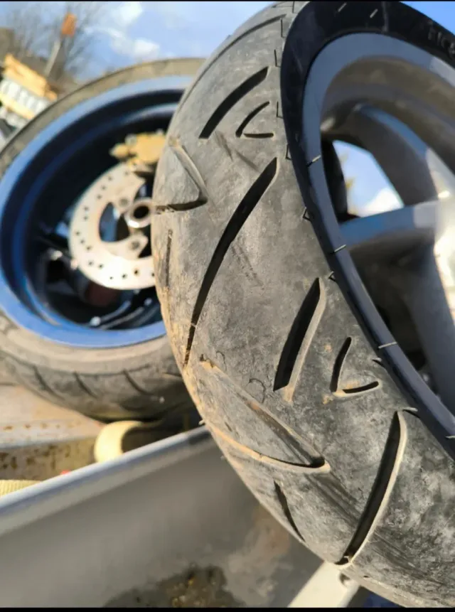 Vendo 2 Ruedas de Aprilia SR en buen estado