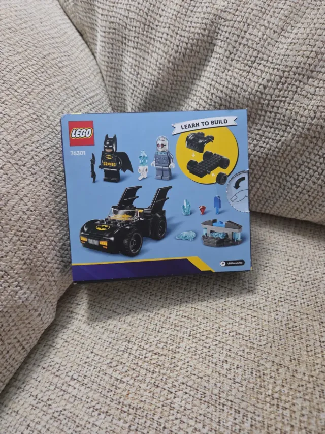 LEGO Batman 76301 Batmobile contro Mr. Freeze