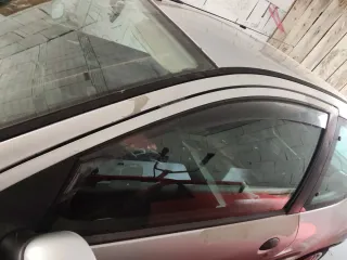 Deflectores de viento Peugeot 206