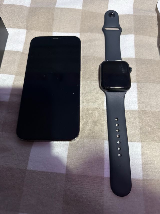 iPhone 12 Pro 128GB + Apple Watch SE 2ª Gen