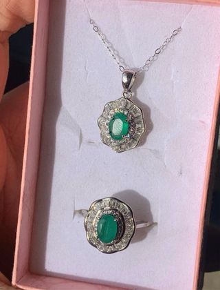 Conjunto Plata Esmeraldas Naturales