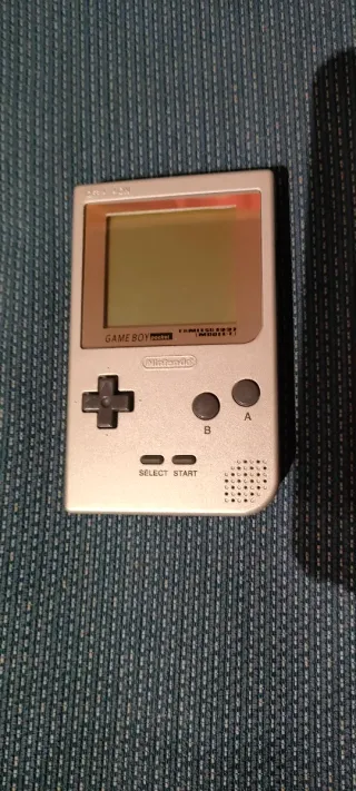 Nintendo Game Boy Pocket Plata