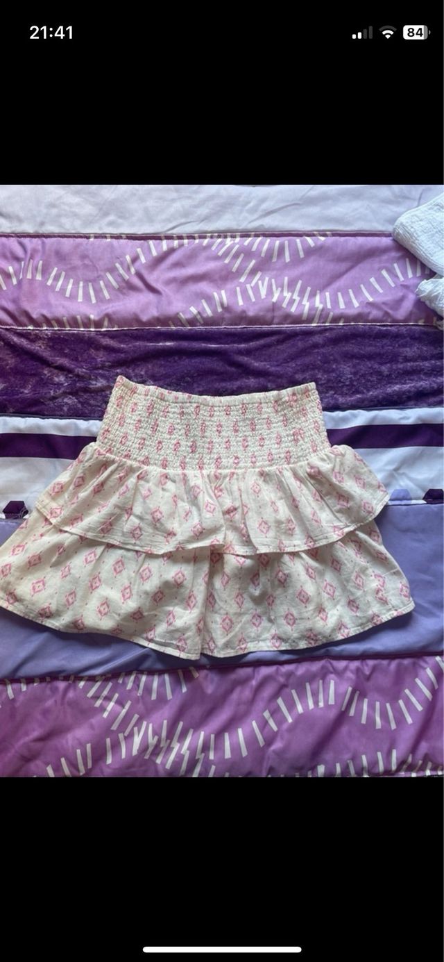 Falda corta beige y rosa