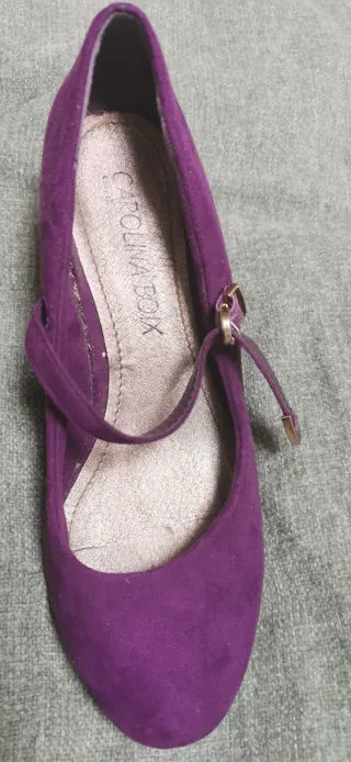 Zapatos de cuña morados Carolina Boix