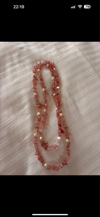 Collar largo piedras rosas y perlas