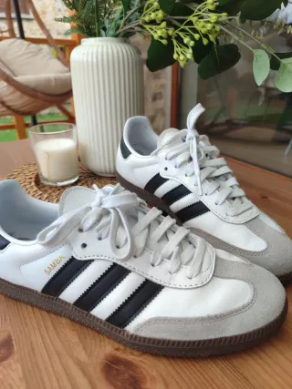Zapatillas Adidas Samba Blancas y Negras