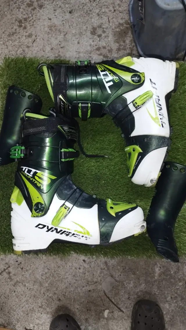 Bota esquí montaña Dynafit 290/44 aprox