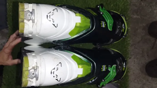 Bota esquí montaña Dynafit 290/44 aprox