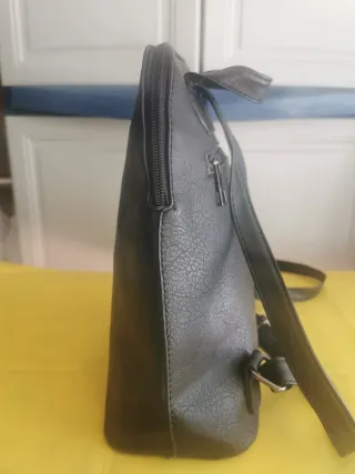 Mochila negra