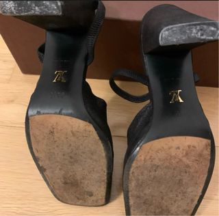 Zapatos Louis Vuitton Talla 35.5 (equivale a 36)