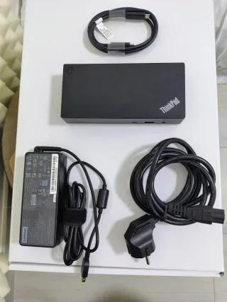 Lenovo Dock USB-C para 3 Pantallas