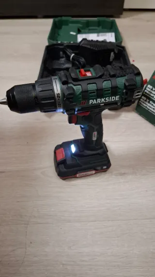 Taladro a batería Parkside