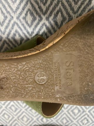 Sandalias cuña verde Sfera T39
