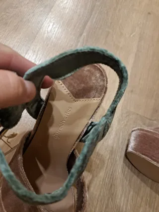 Sandalias plataforma terciopelo, nuevas, número 36