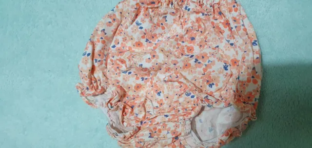 Vestido y braguita floral bebé