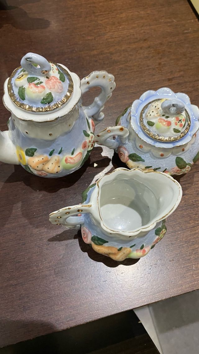 Juego de té de porcelana floral