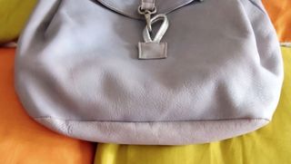 Zainetto in pelle col. lilla fatto a mano