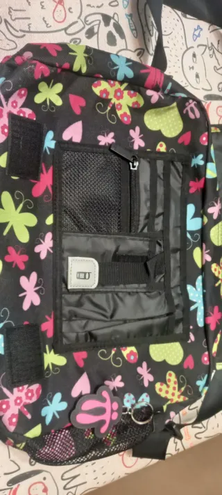 Mochila infantil mariposas y flores