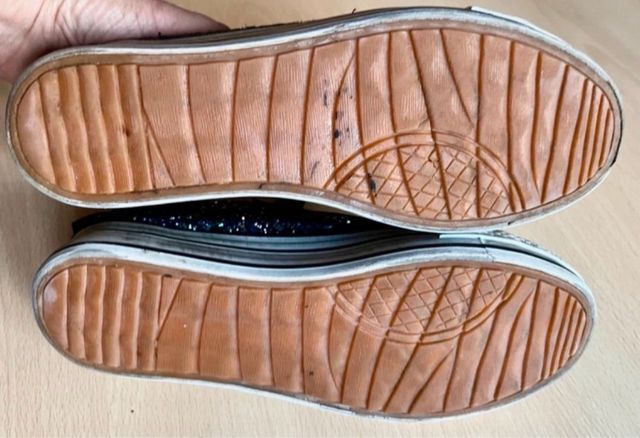 Sneakers Ovyé donna nere glitterate num 39