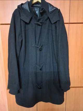 Abrigo Hombre. Color negro. Talla XXL. Marca OWK