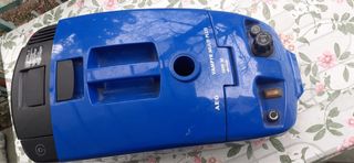 AEG aspira e lava a vapore