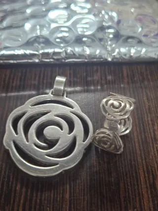 Colgante y Anillo TOUS ROSE T12 Plata