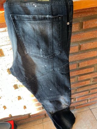 Pantalón vaquero DSQUARED2 negro