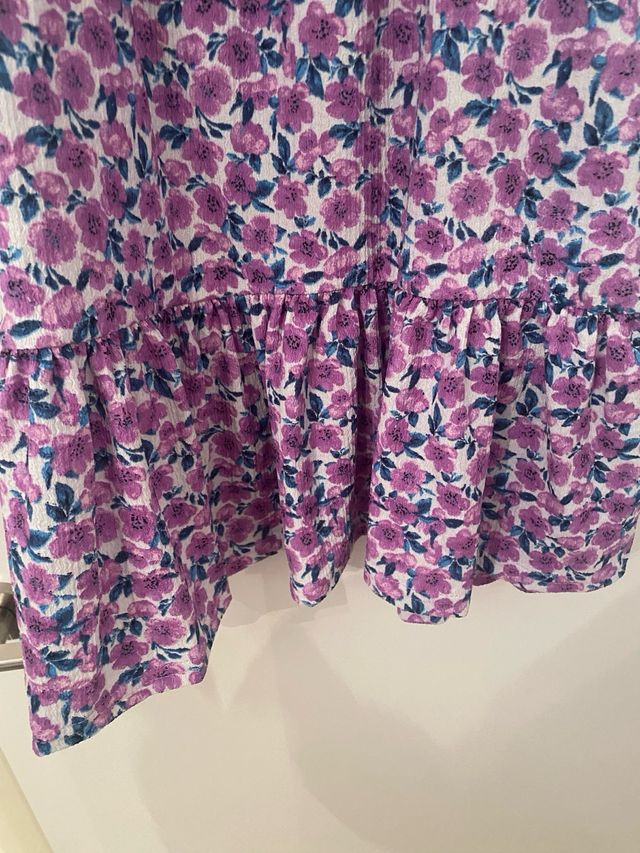 Vestido floral morado