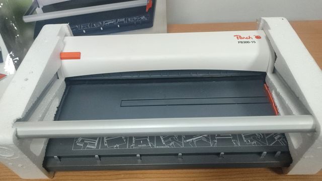 Encuadernadora Peach PB300-15 - Nueva