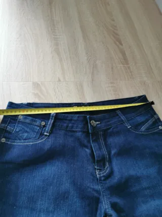 Pantalón vaquero azul Felice