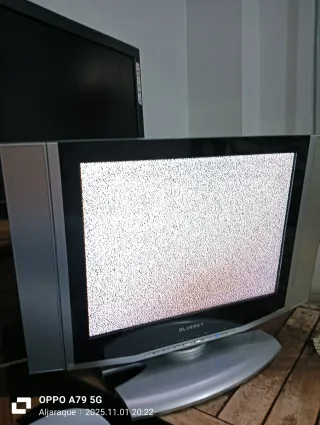 Televisión Bluesky Plata/Negro