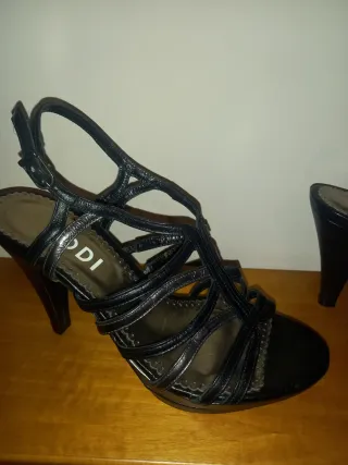 Sandalias Lodi Tacón Talla 36