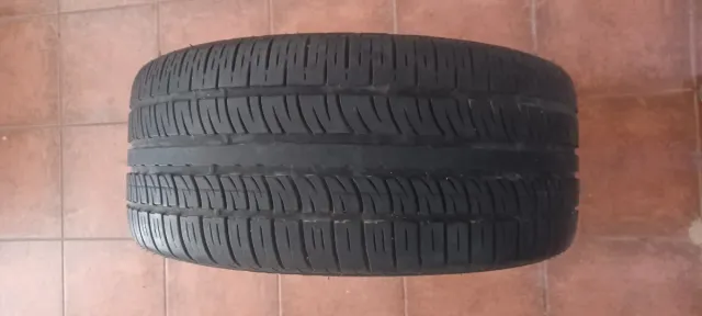 Llanta y Neumático Range Rover Sport 275/40 R20