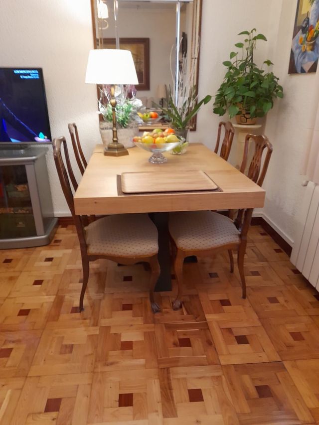 Sillas vintage comedor madera y tela