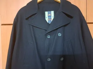 Abrigo Hombre. Color azul marino. Talla XL