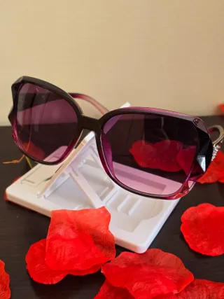 GAFAS DE SOL NUEVAS CON ETIQUETA