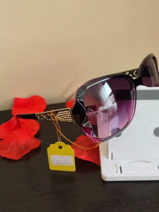 GAFAS DE SOL NUEVAS CON ETIQUETA