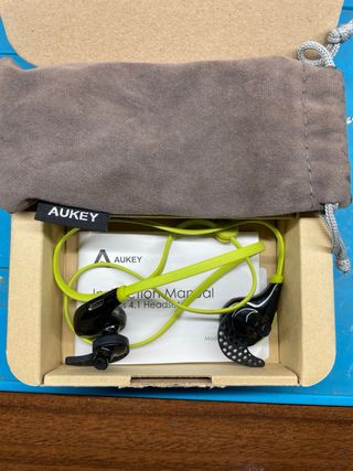 Cuffie Bluetooth AUKEY Verdi e Nere