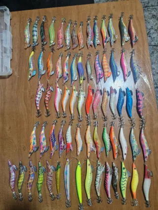 Lotes de señuelos para pesca eging