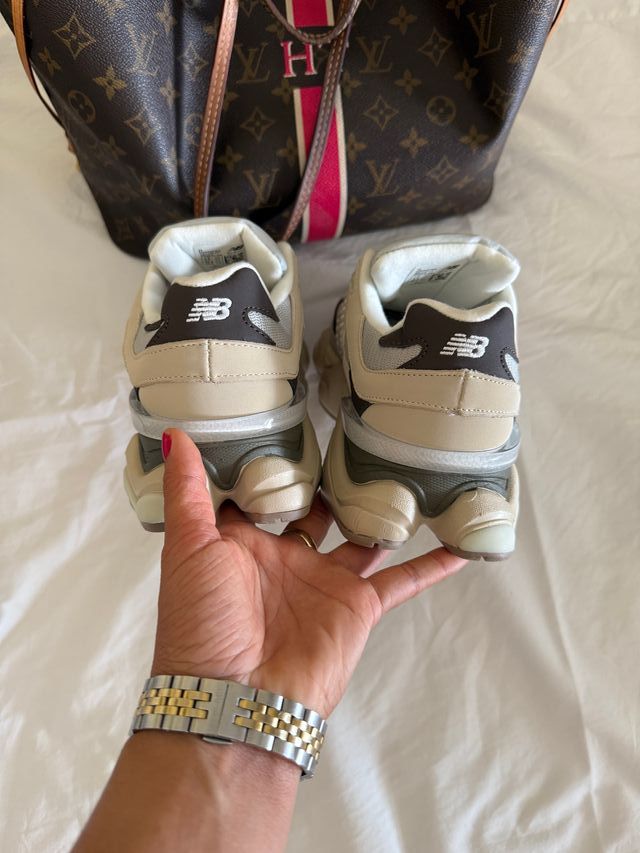 Scarpe New Balance beige e marroni