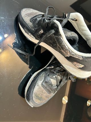 Converse Deportivas Negro y Plata