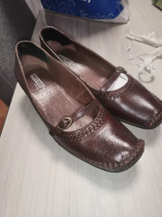 Zapatos Pikolinos Marrones