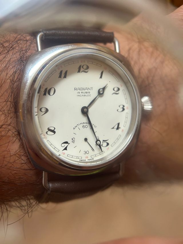 Reloj Radiant 15 Rubis Incabloc