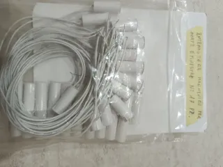 Interruttore magnetico per porte/finestre.