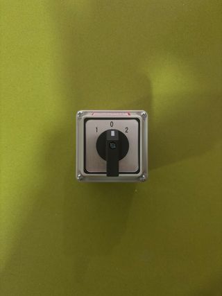 Interruptor selector 0-1-2