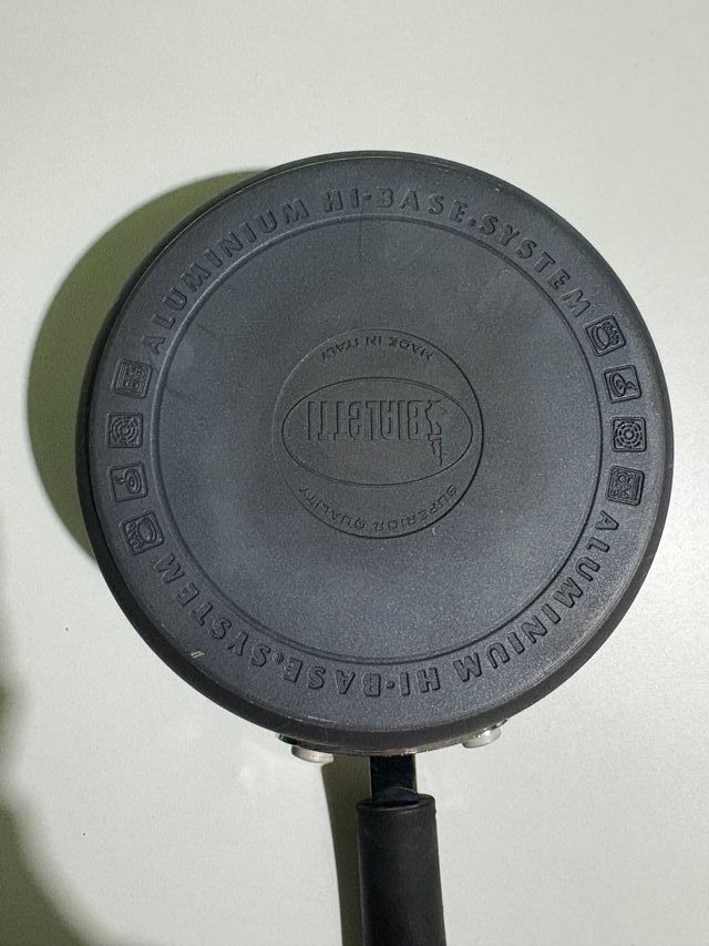 casseruola un manico black bialetti